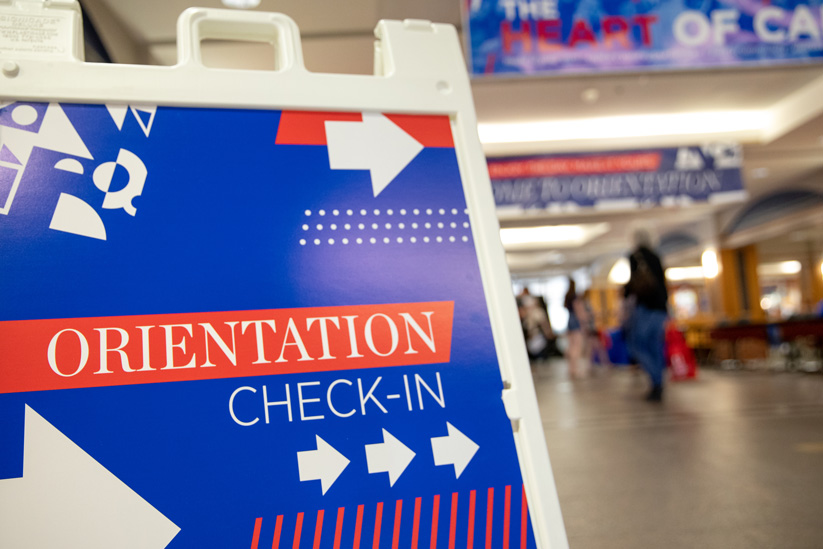 Orientation check-in sign at KU
